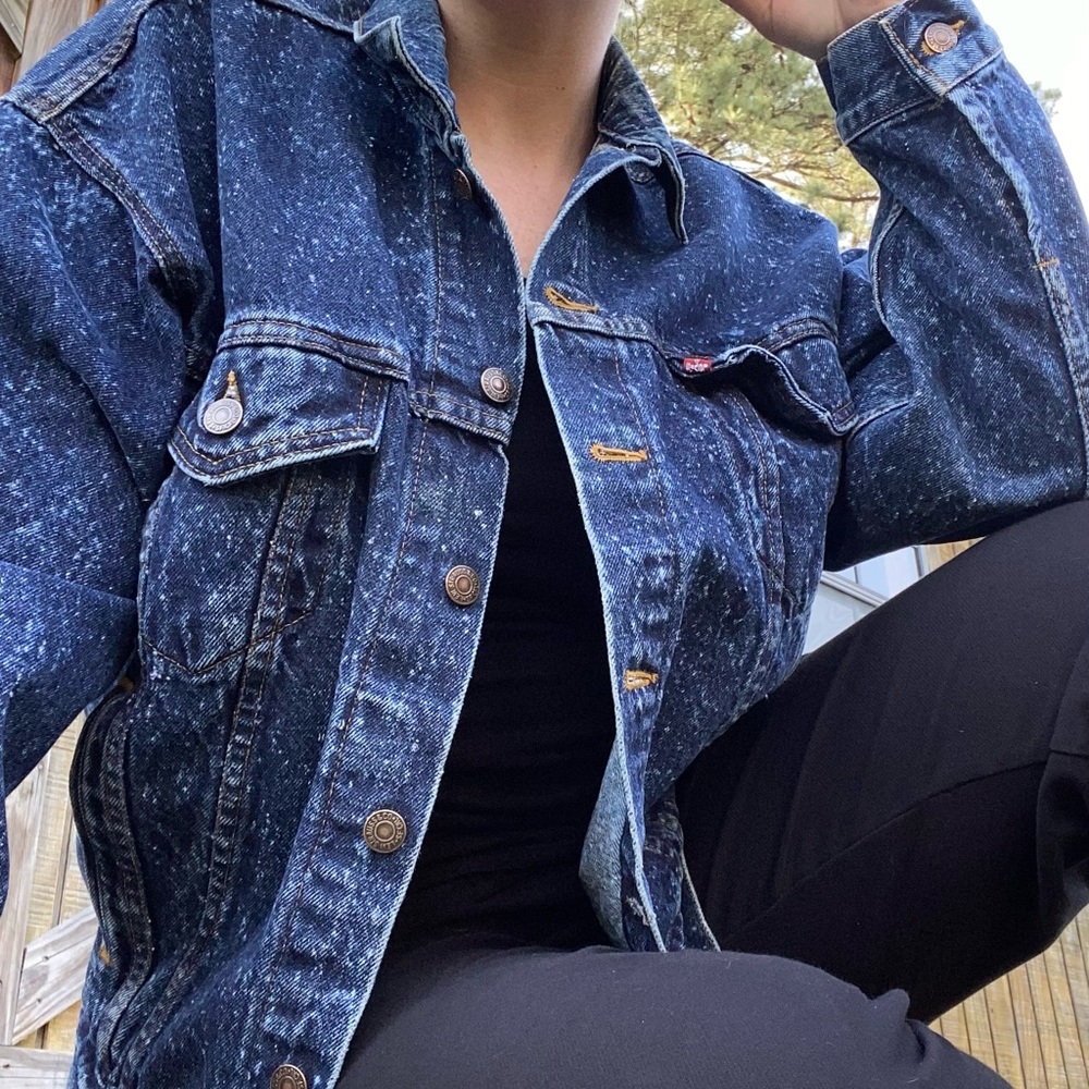 Vintage Levi’s Speckled Dark Wash Trucker Jacket 70507 0229